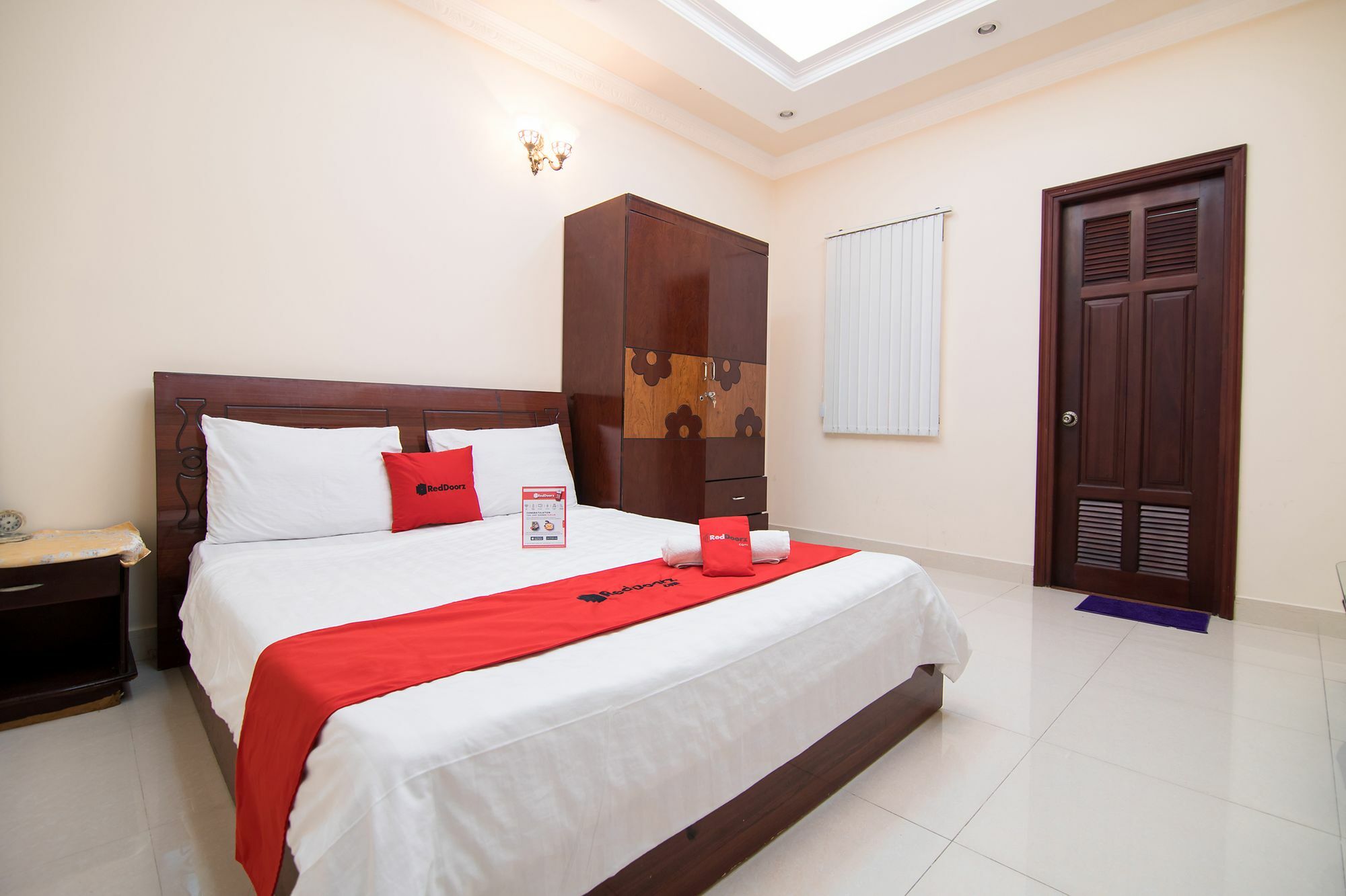 Готель Reddoorz Near Pico Plaza Cong Hoa Хошимін Екстер'єр фото