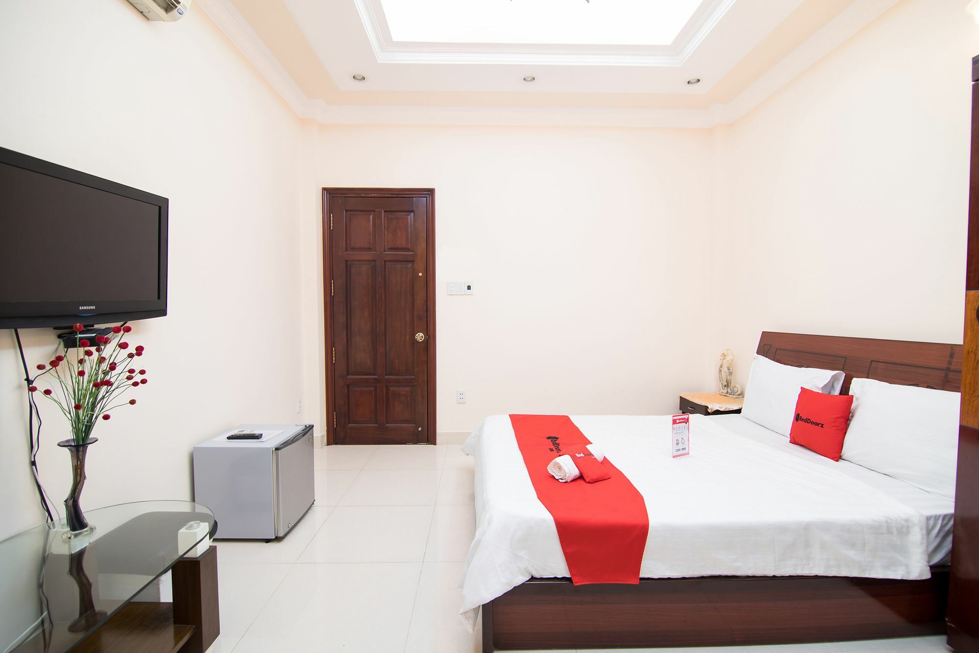 Готель Reddoorz Near Pico Plaza Cong Hoa Хошимін Екстер'єр фото